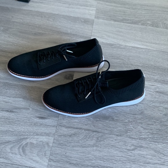 Cole Haan black original grand Oxford shoes - Picture 2 of 3